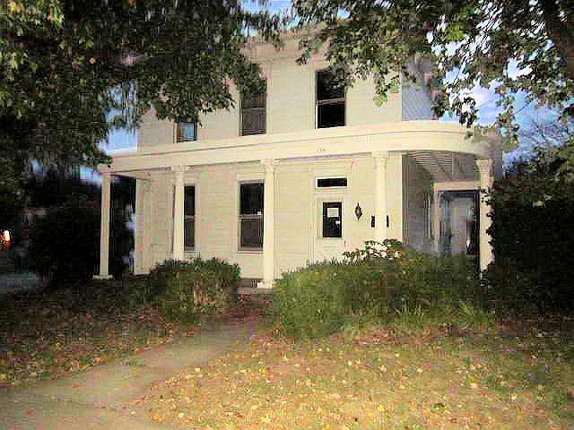 135 N 2nd St photo 1