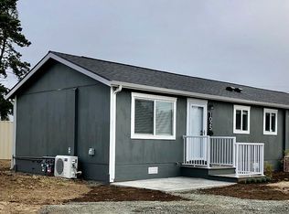 1015 4th Ave, Hammond, OR 97121