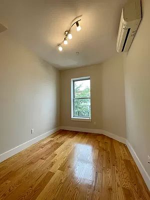 5th image of 827 Saint Johns Pl #3F