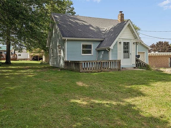 3rd image of 2914 Shannon Rd