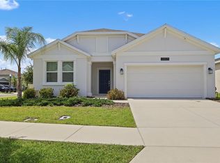 33571 Sky Blossom Cir, Leesburg, FL 34788