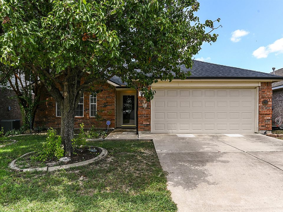 1st image of 11929 Gold Creek Dr E