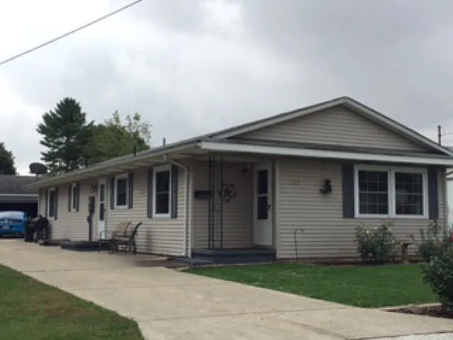 422 Ohio Ave photo 1