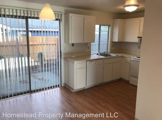 755 Toliver Rd APT 4, Molalla, OR 97038