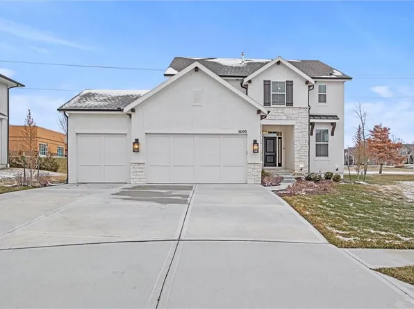 16100 W 163rd Pl, Olathe, KS 66062