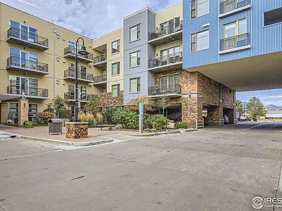 2nd image of 3301 Arapahoe Ave #402
