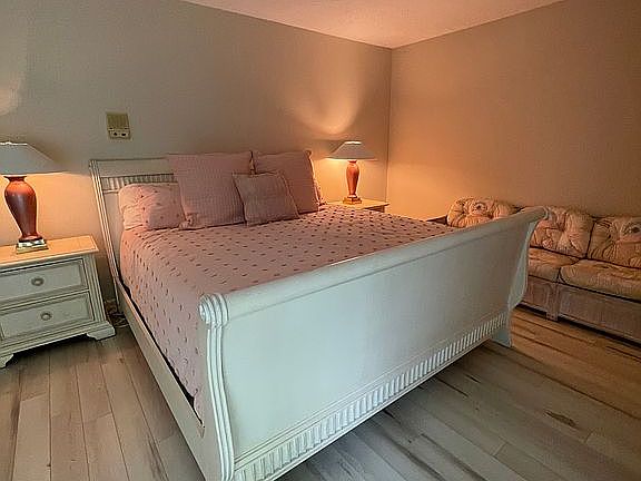 5th image of 540 Ridgeway Dr #35