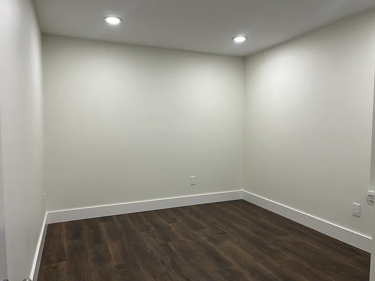 371 Dearborn St — Photo 5