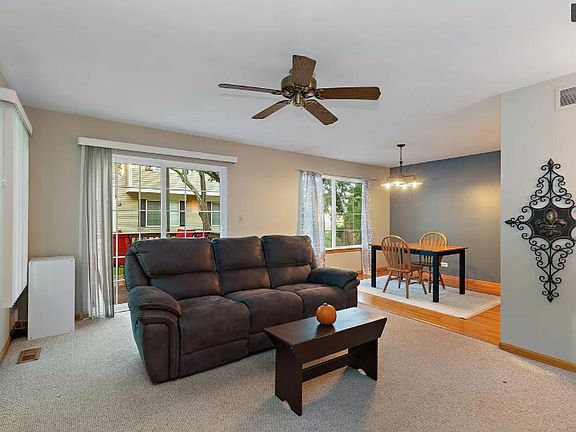 2nd image of 1273 Sandhurst Ln