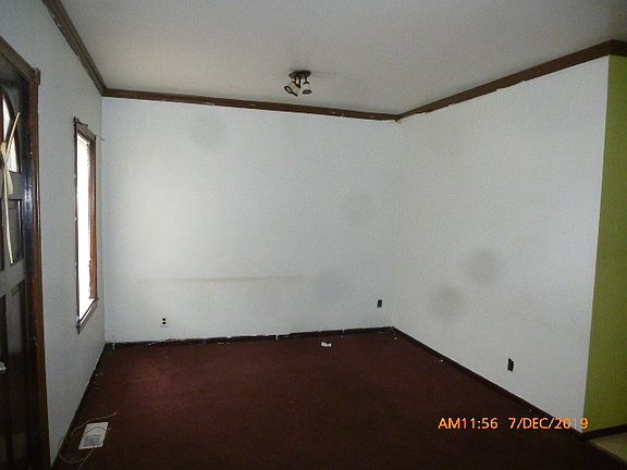 5th image of 10741 S Avenue J