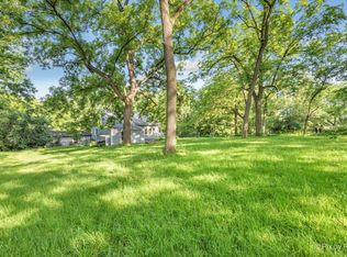 540 Teal Ave, Elgin, IL 60123