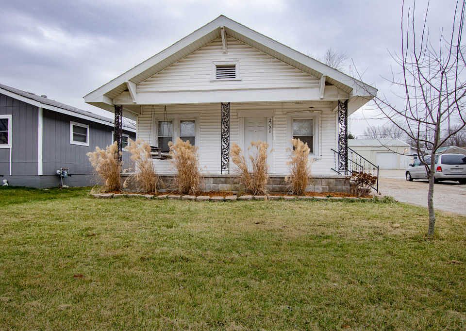 1st image of 2724 E Blaine St