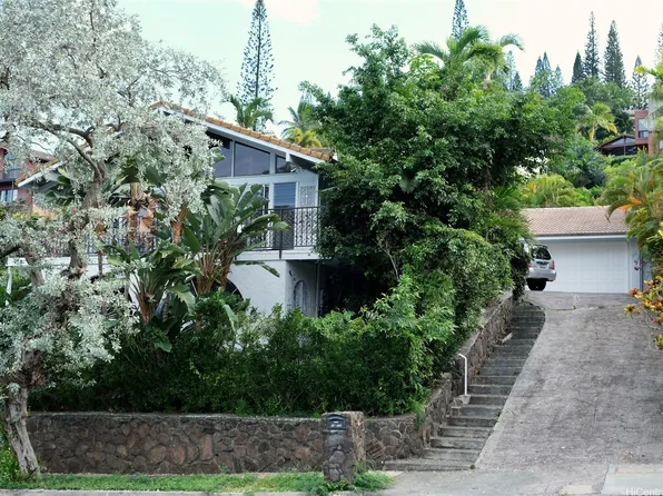 46-204 Yacht Club St, Kaneohe, HI 96744