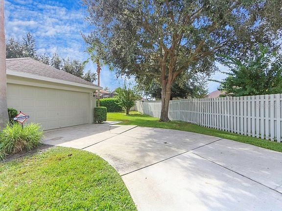 3rd image of 4931 Santa Clara Dr