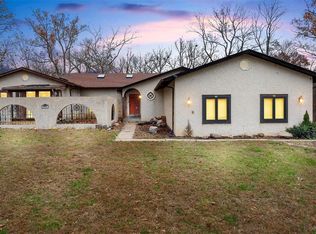 3651 Highway D, Defiance, MO 63341
