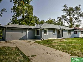3952 Laurel Ave, Omaha, NE 68111