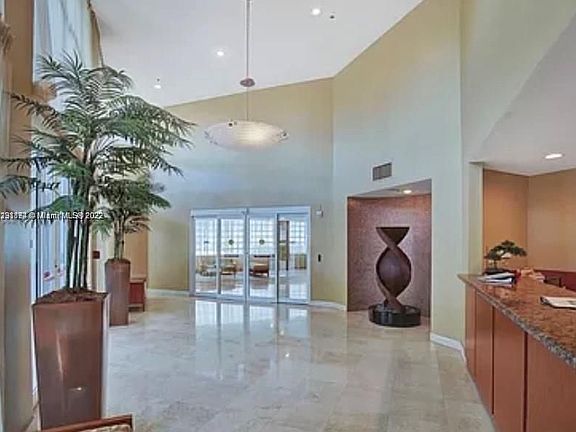 3rd image of 6767 Collins Ave APT 1106