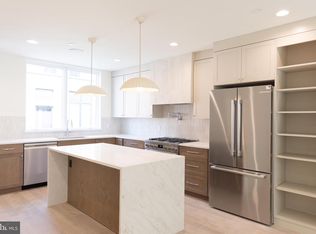 954 N 6th St, Philadelphia, PA 19123