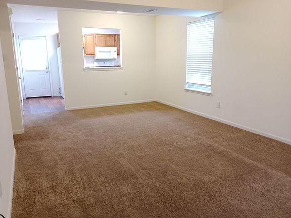 4th image of 3512-3514 La Mesa Dr