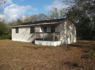 594 Cornelius Harris Ln, Gretna, FL 32332