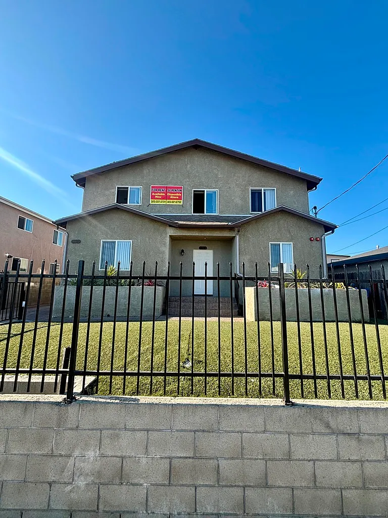 5 bed, 1923 sqft, $4,200 — Photo 1