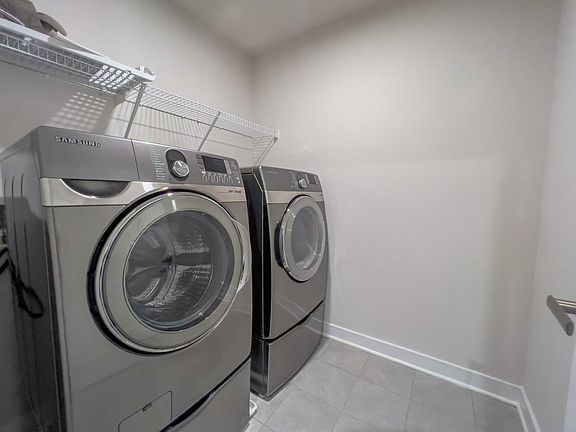 5th image of 307 Grand Palm Ln