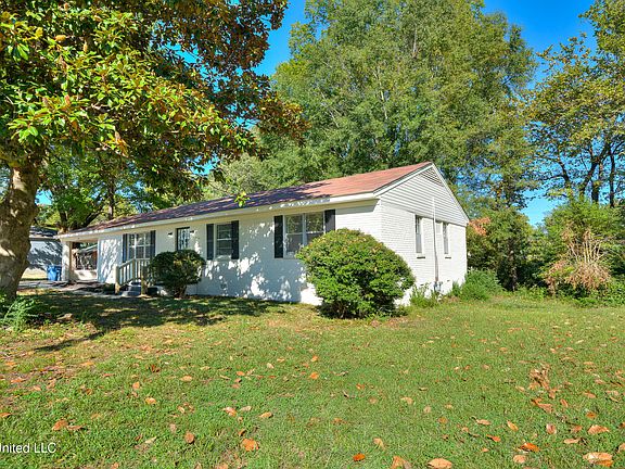 5th image of 7384 Woodland Dr