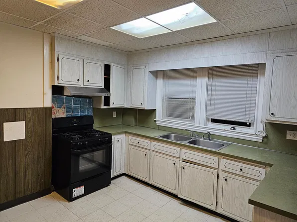 48 Msgr Patrick J Lydon Way APT 1, Dorchester Center, MA 02124