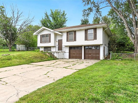 3rd image of 1708 Pawnee Ct