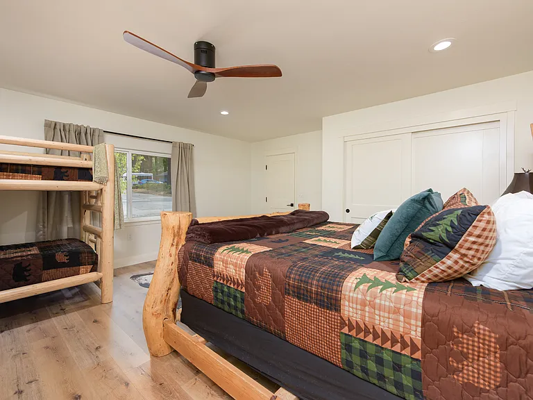 1090 Fairway Ave — Photo 18