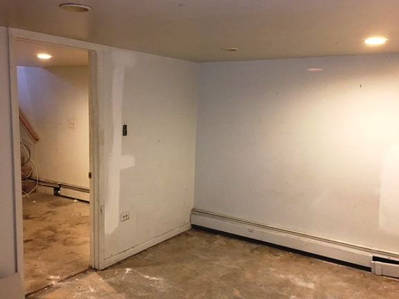3rd image of 18 King Arthur Ct APT 8