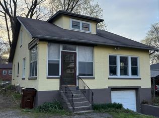 7210 Vaughn Mill Rd, Spring Mill, KY 40228