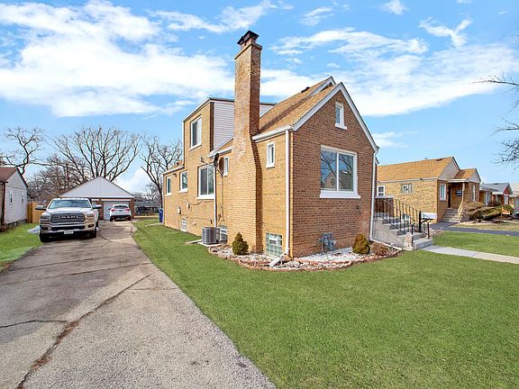 3rd image of 9842 S Campbell Ave