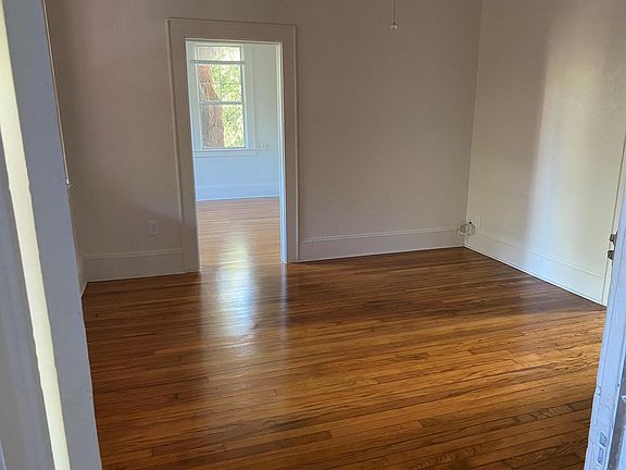 4th image of 1505 Cherry St