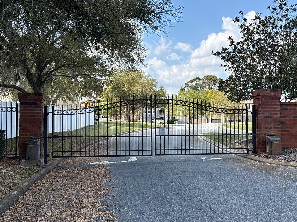 1st image of 15725 Pine Siskin Loop