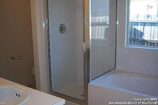 5th image of 3949 Wensledale Dr