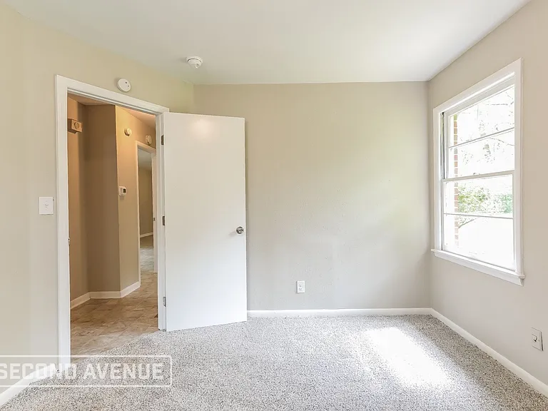 241 Lake Drive Cir NE — Photo 13