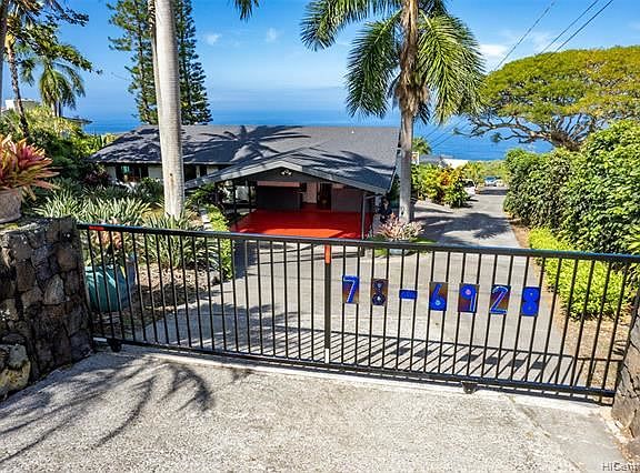 3rd image of 78-6928 Walua Rd