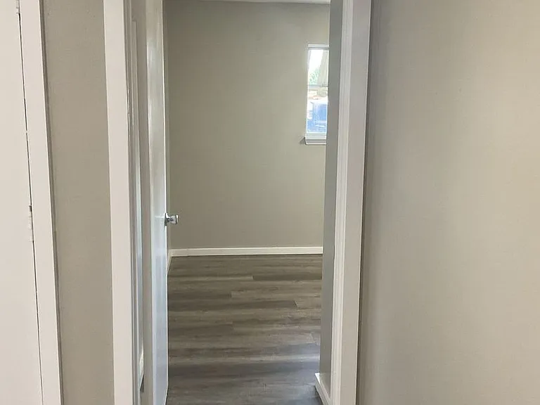 5143 Clara St — Photo 11