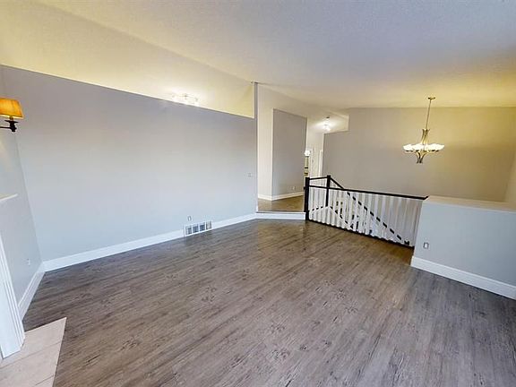 2nd image of 8937 114th Ave