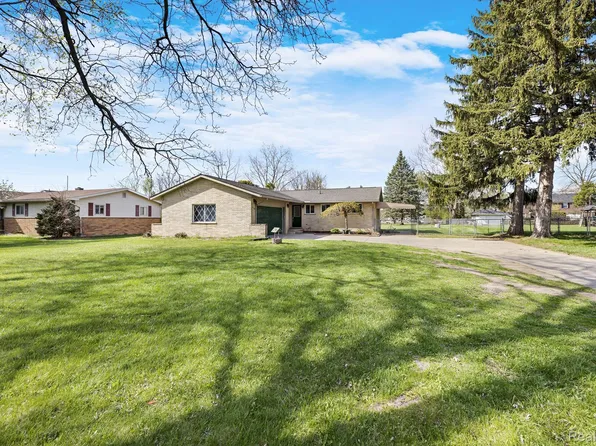 41330 Cherry Hill Rd, Canton, MI 48187