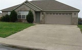 2nd image of 749 Thaliel St