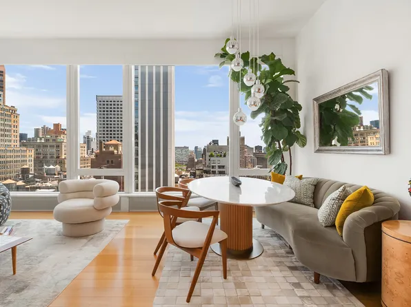 15 East 30th Street 21C image 2 of 17