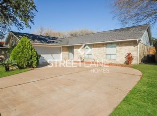 3108 Woodstone Dr, Baytown, TX 77521