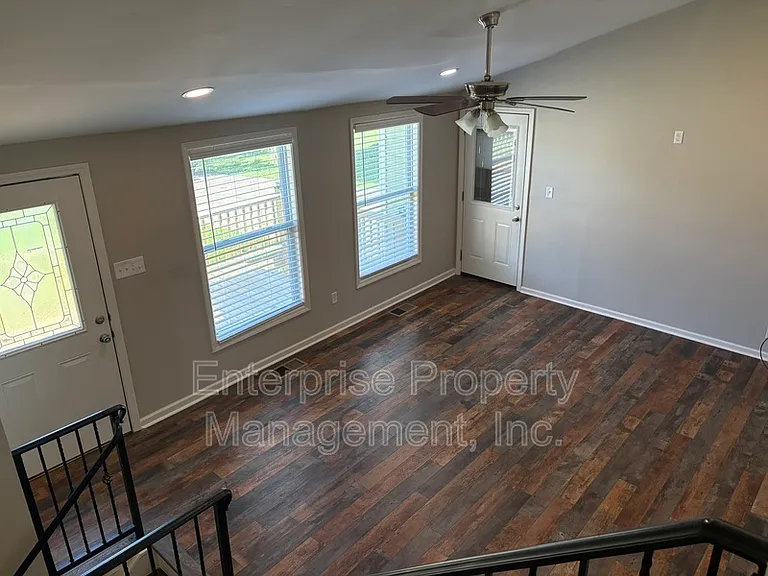 6843 Autumnhill Ln — Photo 6