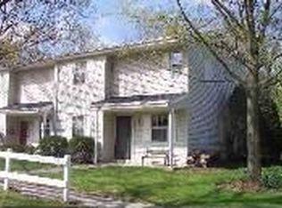 1054 W Foxcroft Dr, Camp Hill, PA 17011