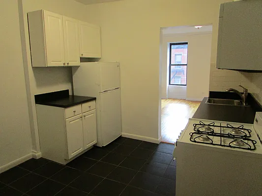 Rented by City & Suburban | media 9