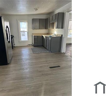 2nd image of 425 W American St #1