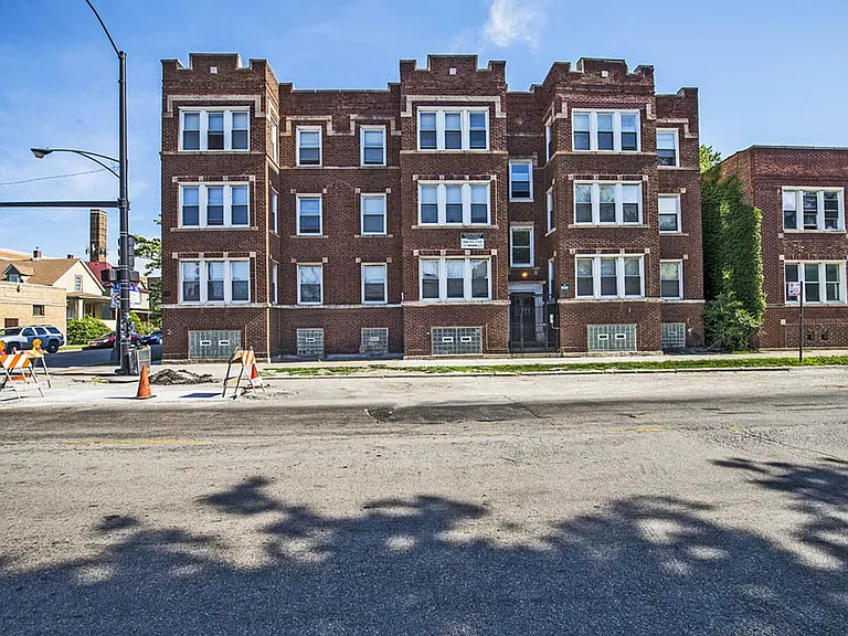 7055 S St Lawrence — Photo 11