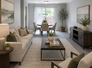 15 Harrison Avenue #57G, Amityville, NY 11701